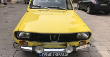 "Galbena de Constanța", cu doar 45.000 de km la bord. Circulă doar la parade! - 3