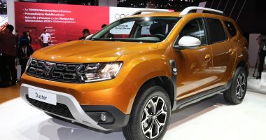 GALERIE FOTO / Istorie vie! Dacia, mașina care a pus România pe roți - 4