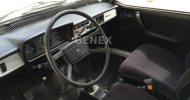 GALERIE FOTO / Mașina copilăriei: Dacia 1300. Cât mai costă o piesă de colecție - 6