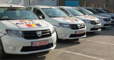 Stire din Eveniment : Ministerul Afacerilor Interne va cumpăra de la Renault România autovehicule în valoare de peste 6,2 milioane de euro