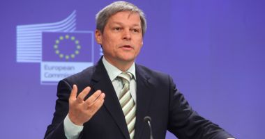 Stire din Politică-Administrație : Cioloș, avertisment  pentru funcționarii publici:  Nu avizați acte care nu sunt legale