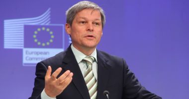 Stire din Politică-Administrație : Dacian Cioloș: Guvernul a scăpat complet de sub control răspândirea pestei porcine africane