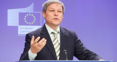 Stire din Politică-Administrație : Dacian Cioloș și-a făcut alt partid. "Vrem să construim o Românie care să fie pe plus"