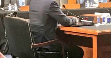 GALERIE FOTO / Detaliu amuzant de la audierea lui Mark Zuckerberg în Senatul american - 6