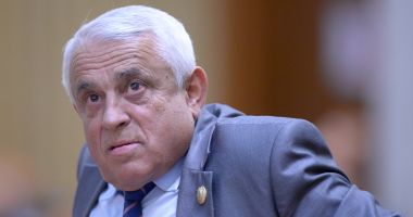 Stire din Politică-Administrație : Petre Daea: "Recoltarea grâului s-a încheiat. Producţia asigură atât consumul intern, cât şi exportul"