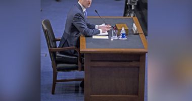 GALERIE FOTO / Detaliu amuzant de la audierea lui Mark Zuckerberg în Senatul american - 5