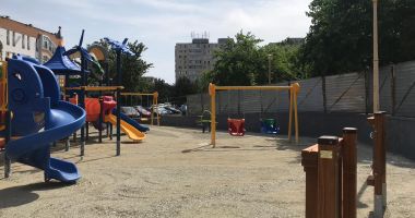 Sistem permeabil, care nu creează praf, creat pentru copiii din Constanța