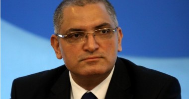 Stire din Politică-Administrație : Damian Drăghici a demisionat din Senat ca urmare a alegerii sale în PE