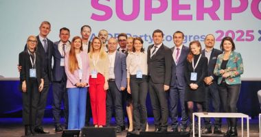 Stire din Politică-Administrație : Europarlamentarul Dan Barna, reales vicepreședinte al ALDE cu cel mai mare număr de voturi