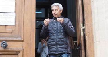Stire din Eveniment : Dan Diaconescu ar putea să plece în vacanța de Paște, la Bulgari. Judecătorii constănțeni i-au admis cererea