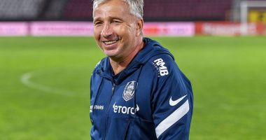 Stire din Sport : Dan Petrescu: „Îmi doresc să câștigăm cel puțin un trofeu în sezonul viitor”