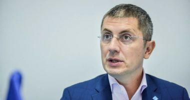 Stire din Politică-Administrație : Dan Barna: România are nevoie de un guvern cu puteri depline pentru a gestiona coronavirusul