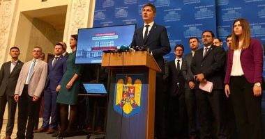 Stire din Politică-Administrație : "Referendumul va demonstra că România s-a săturat de minciună"