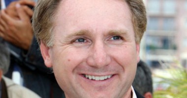 Stire din Cultură-Educație : Dan Brown va lansa un nou roman din seria deschisă de "Codul lui Da Vinci"