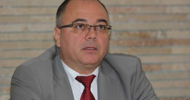 Stire din Sănătate : Legea pedepsește violența față de medici