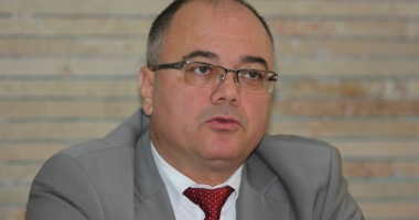 Stire din Eveniment : MANAGERUL SPITALULUI JUDEȚEAN CONSTANȚA, DĂNUȚ CĂPĂȚÂNĂ, ARESTAT PREVENTIV