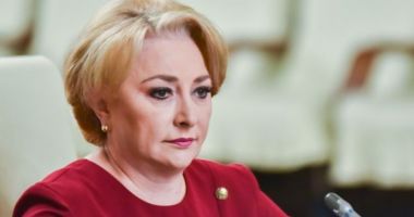 Stire din Politică-Administrație : Ședință operativă la Guvern pentru evaluarea pagubelor produse de inundații