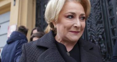 Stire din Politică-Administrație : Dăncilă îi cere lui Iohannis explicații publice despre afirmațiile lui Rareș Bogdan
