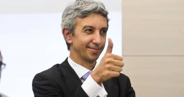 Stire din Politică-Administrație : "Vom avea de ales între două rele"