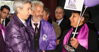 Stire din Politică-Administrație : Un an de la înființarea Partidului Poporului-Dan Diaconescu