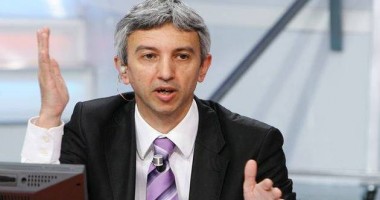 Stire din Economie : Unde se duc banii de la Dan Diaconescu pentru Oltchim