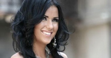 Stire din Monden : Daniela Crudu, luată peste picior de Buzdu și Morar