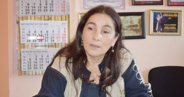 Stire din Cultură-Educație : Daniela Vlădescu, despre reînnoirea mandatului de director al Teatrului ”Oleg Danovski”