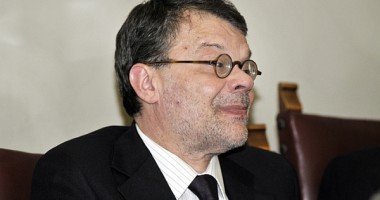 Stire din Diverse : Ministrul Culturii, Daniel Barbu, păzit de o echipă a SPP