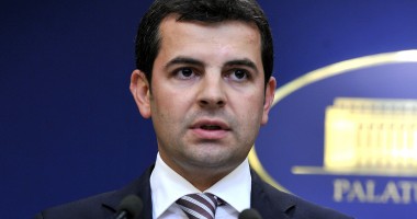 Stire din Economie : Ministrul agriculturii vrea să afle de la spanioli cum e să ai o infrastructură de irigații ca la carte