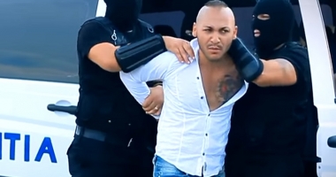 Scandalul manelistului Dani Mocanu. Fetele obligate să se prostitueze filmau în videoclipuri