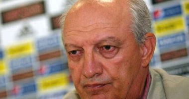 Stire din Sport : Doliu în arbitrajul românesc! Dan Petrescu s-a stins din viață