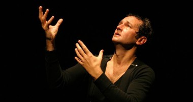 Stire din Cultură-Educație : Dan Puric, pe 30 noiembrie,  la Casa de Cultură