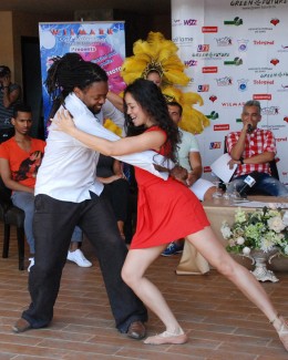 Stire din Sport : Dansuri și show-uri latino la Festivalul Salsa Week din Vama Veche