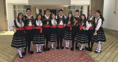Stire din Cultură-Educație : Petrecere grecească, la "Toamna  Deliciilor Culinare"