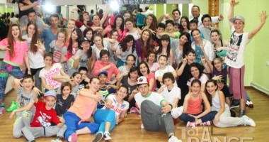 Stire din Sport : Dans / Mâine, Flashmob în față la City Park Mall. Vezi aici video cu coregrafia / VIDEO