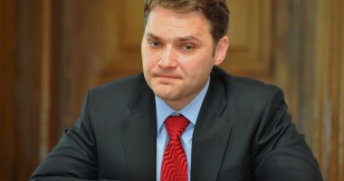 Stire din Economie : Dan Șova demisionează de la Ministerul Transporturilor