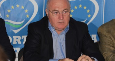 Stire din Politică-Administrație : "Adaptările la inflație trebuie să mențină puterea de cumpărare, nu să o diminueze"