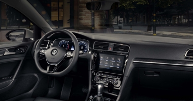 Noul Volkswagen Golf poate fi comandat de la Darius Motors Constanța - 4