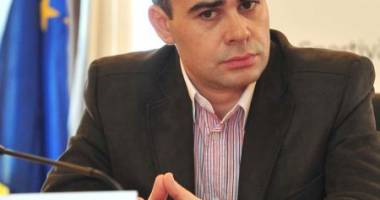 Stire din Economie : Vâlcov: "O soluție la creditele în franci ar fi..."