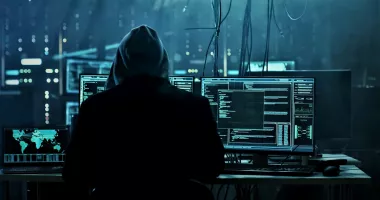 Stire din Eveniment : Rețea de asasini la comandă, descoperită pe Dark Web. Printre suspecți și români