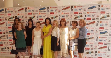 Stire din Social : Oamenii care învață Constanța să "dăruiască aripi". Ce nu fac autoritățile incompetente cu bugete uriașe, ei reușesc cu voluntari