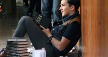 Stire din Cultură-Educație : Campania de încurajare a lecturii se lasă cu premii