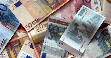 Stire din Economie : Datoria externă a României a scăzut cu 1%