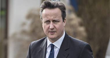 Stire din Actualitate : Cameron, pregătit să ordone lovituri aeriene împotriva Statului Islamic în Libia și Siria