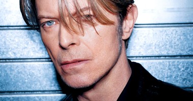 David Bowie s-a retras din muzică, după o carieră de 36 de ani