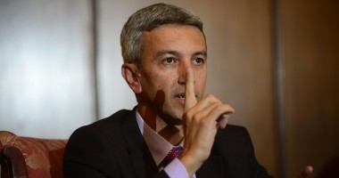 Stire din Monden : Dan Diaconescu: "Măruță o copiază pe Simona Gherhe. Pro TV va fi ca un OTV fără PR"