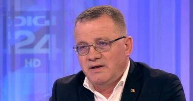 Stire din Economie : Ministrul Agriculturii, Adrian Oros: "Fiecare palmă de pământ trebuie lucrată!"