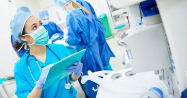 Stire din Social : Ziua Mondială a Sănătății, dedicată asistenților medicali și moașelor
