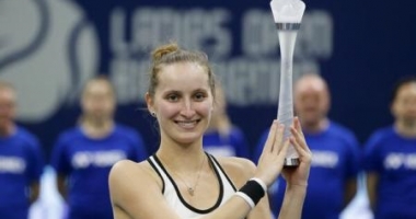 Stire din Sport : TENIS / Marketa Vondrousova a câștigat turneul WTA de la Biel