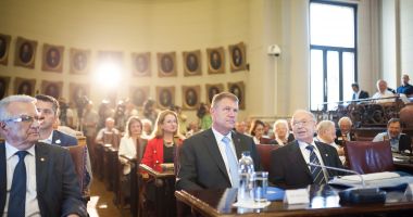 Stire din Eveniment : Iohannis, apel pentru evocarea faptelor de la Revoluție